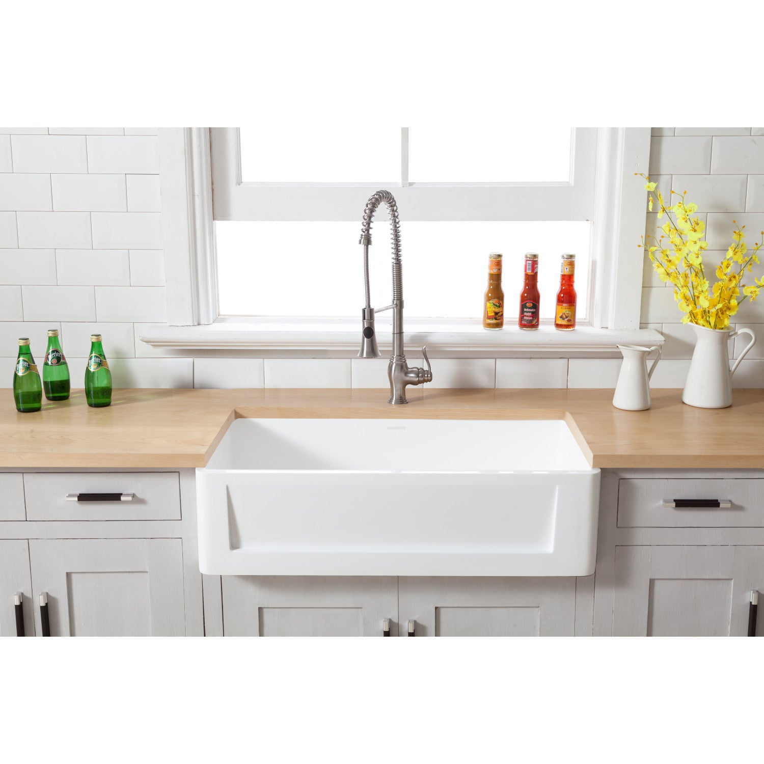 Kingston Arcticstone GKFA331810SQ 33-Inch Solid Surface White Stone Apron-Front Single Bowl Farmhouse Kitchen Sink with Strainer, Matte White