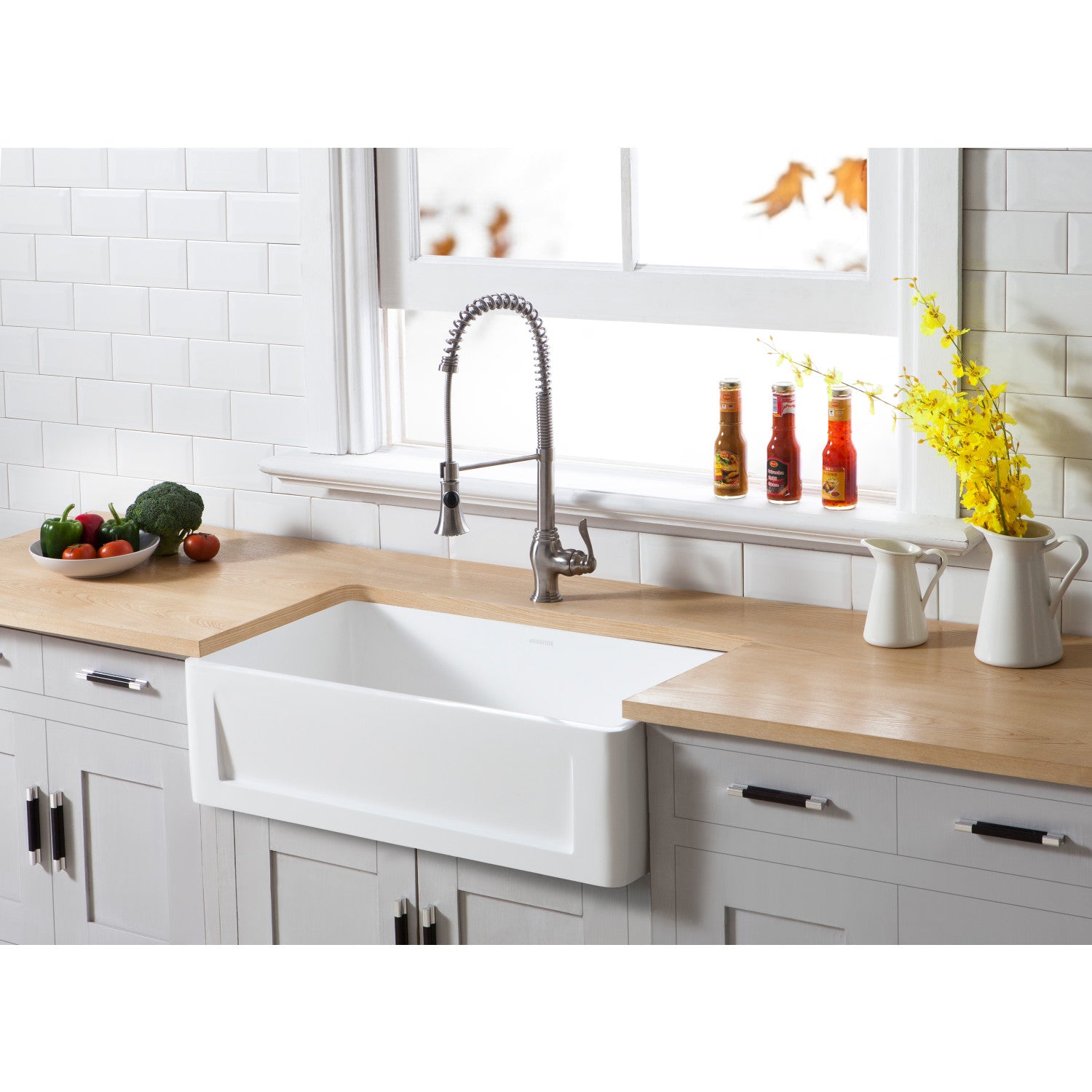 Kingston Arcticstone GKFA331810SQ 33-Inch Solid Surface White Stone Apron-Front Single Bowl Farmhouse Kitchen Sink with Strainer, Matte White