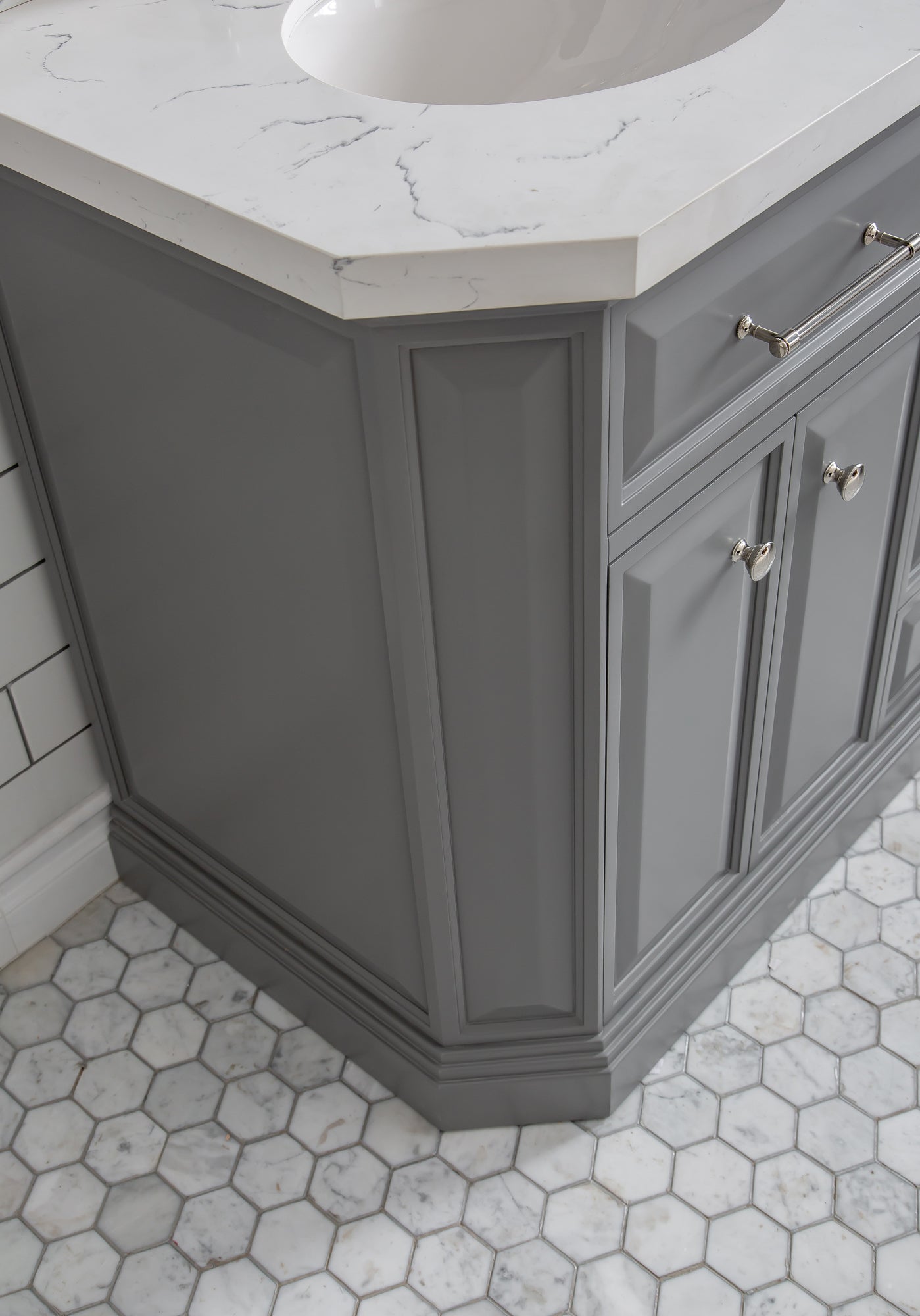 Kingston Luxe PA60QZ05CG - 60 in. x 22 in. Bathroom Vanity Quartz Top and White Basin, Cashmere Grey